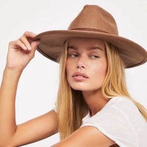 Free People 100% wool Beaumont tan hat